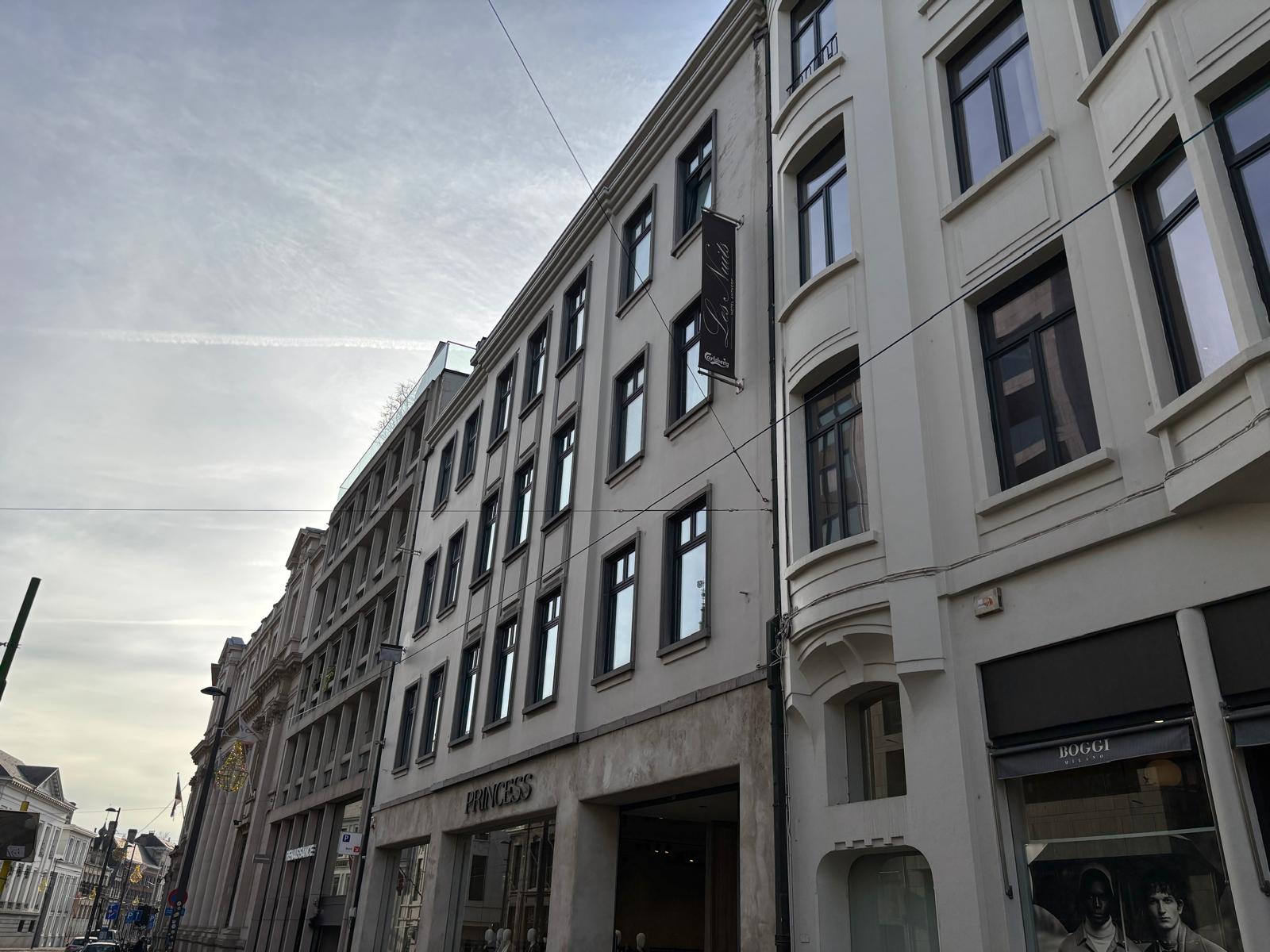 Overname handelsfonds wegens faillissement HOTEL LES NUITS NV